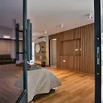 公寓 Luxurious Maisonette With Pool & Hot Tub In 沙拉