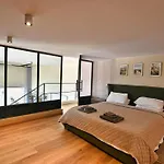 公寓 Luxurious Maisonette With Pool & Hot Tub In 沙拉