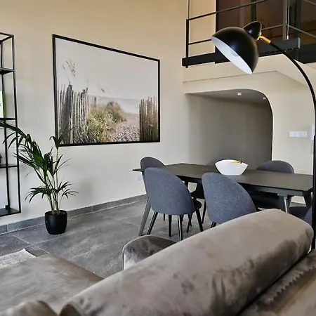 Luxurious Maisonette With Pool & Hot Tub In * Xagħra