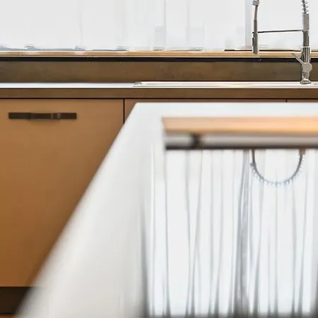 Luxurious Maisonette With Pool & Hot Tub In *