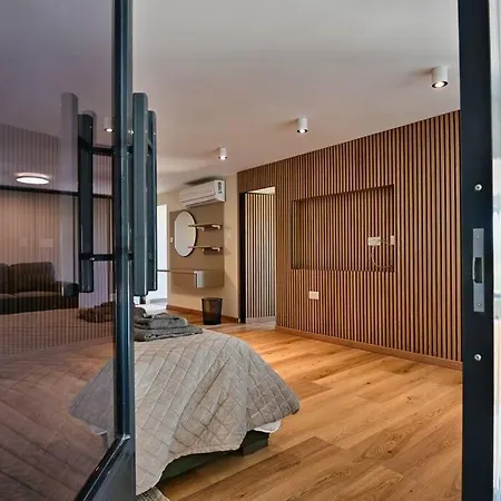 شقة Luxurious Maisonette With Pool & Hot Tub In Xagħra