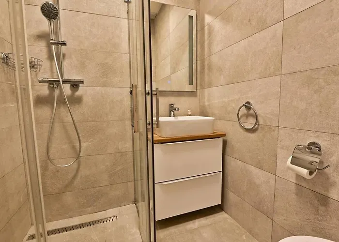 Appartamento Luxurious Maisonette With Pool & Hot Tub In Xagħra