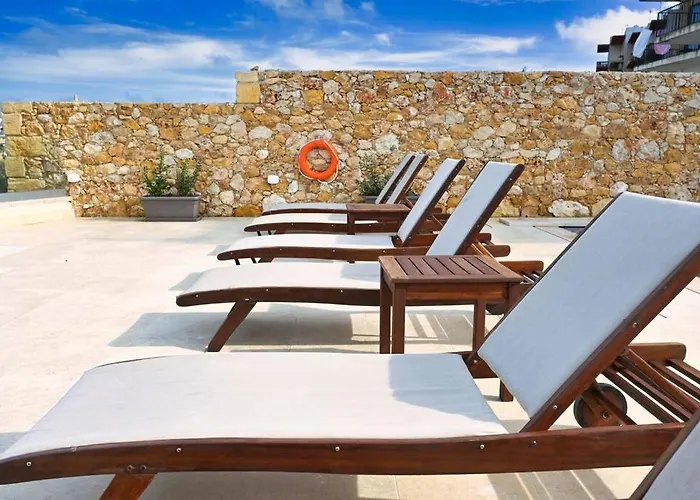 Luxurious Maisonette With Pool & Hot Tub In * Xagħra