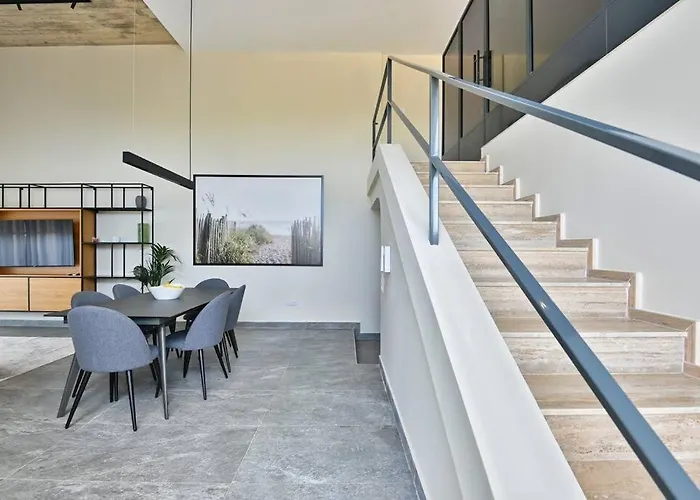 Luxurious Maisonette With Pool & Hot Tub In * Xagħra