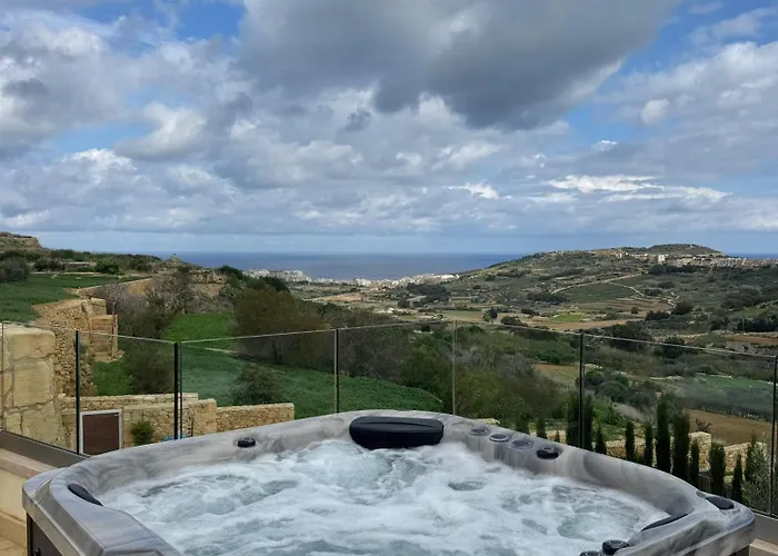 Appartamento Luxurious Maisonette With Pool & Hot Tub In *